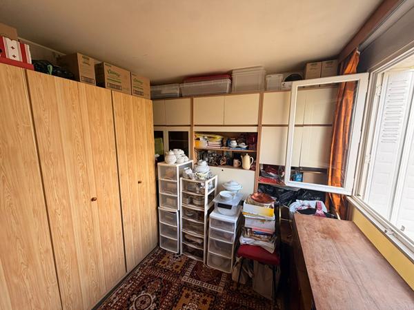 DRANCY - APPARTEMENT F5 - 74,13 M² - BOX - CAVE