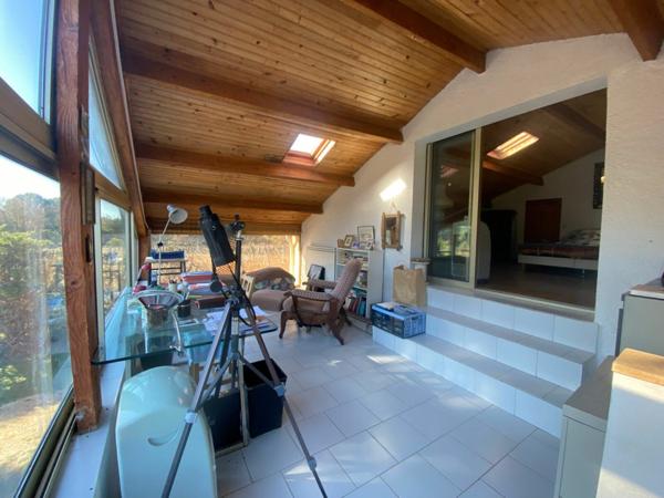 Maison à vendre    5 pièces •  Signes