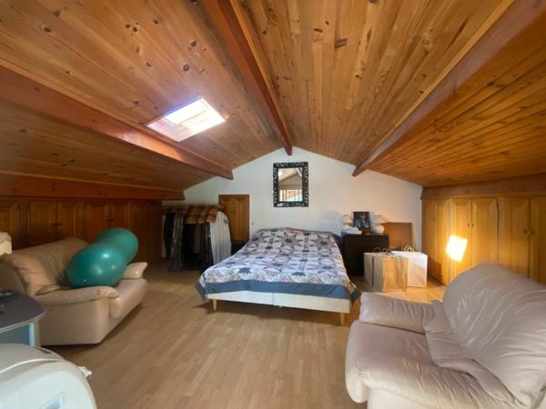 Maison à vendre    5 pièces •  Signes