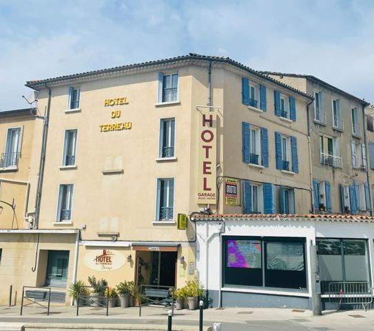 Au coeur de Manosque Fonds de commerce Hôtel-bureau **