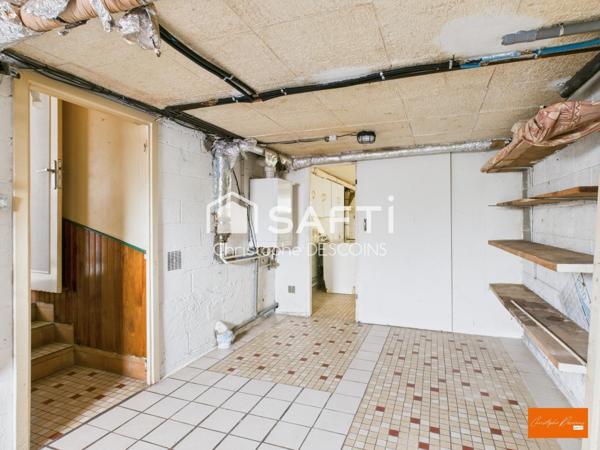 Charmant pavillon de 92 m² rénové avec terrain de 450 m² à Mayenne