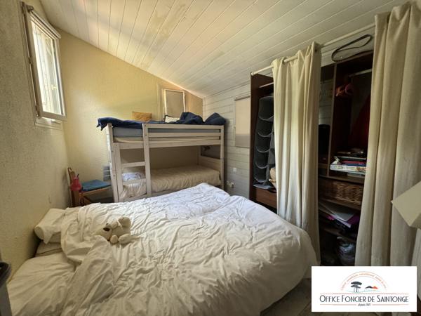 Villa 240 m² hab avec piscine sur 3200 m² de terrain arboré