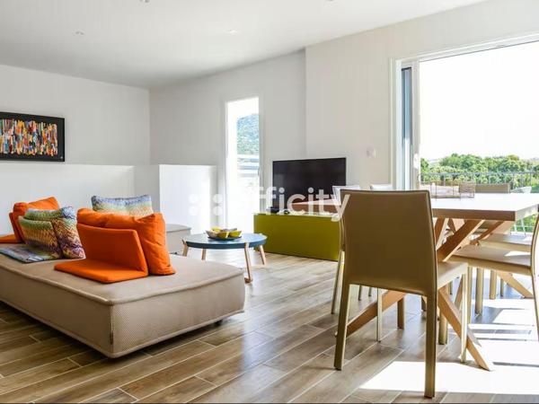 Maison 5 pièces - 138 m² Bien prestige