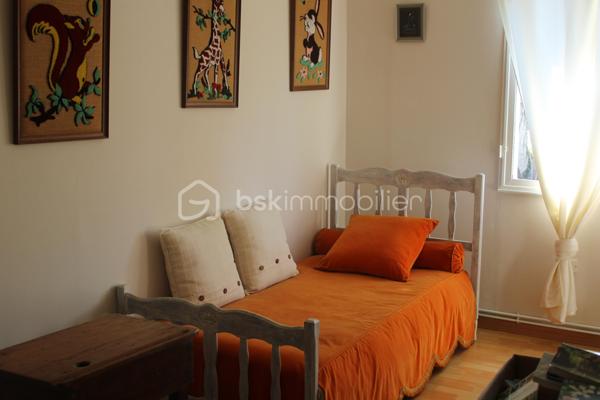 Maison traditionnelle de 830 m²