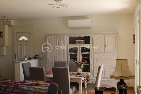 Maison traditionnelle de 830 m²