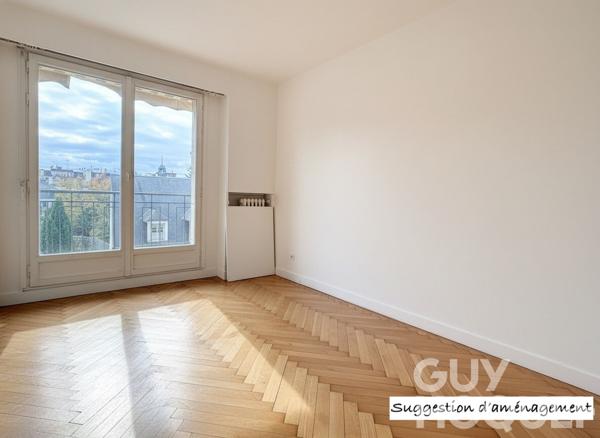 Vue imprenable sur Versailles et le clocher de Notre-Dame