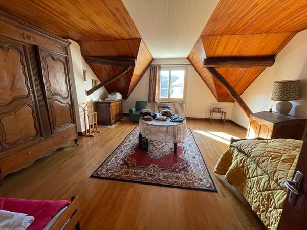 Maison Orgelet 6 pièce(s) 178 m2
