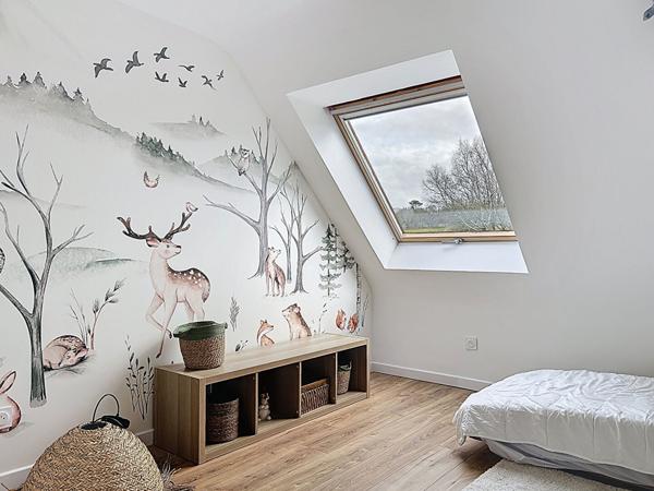 Maison 7 pièces, 178 m² au sol, vie de plain-pied, hangar et deux dépendances