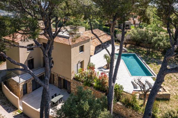 Vente Maison de luxe Ollioules 10 Pièces 370 m²
