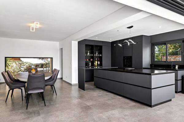 Vente Maison de luxe Ollioules 10 Pièces 370 m²