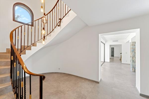 Vente Maison de luxe Ollioules 10 Pièces 370 m²