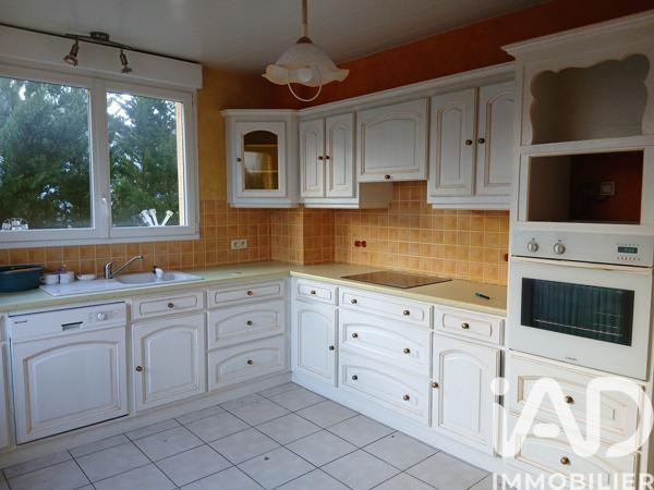 Maison à vendre 5 pièces 105 m² Le Lude