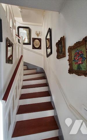 CARHAIX - MAISON 7 PIECES