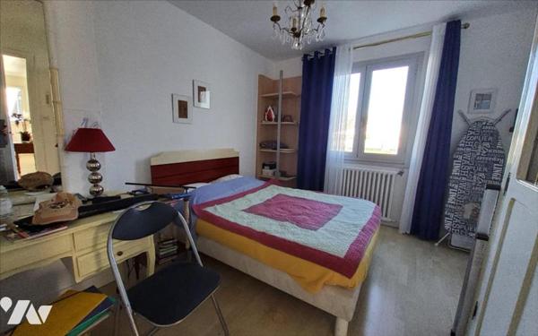 CARHAIX - MAISON 7 PIECES