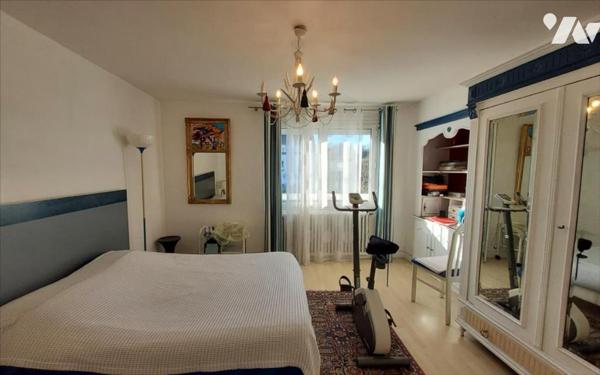 CARHAIX - MAISON 7 PIECES