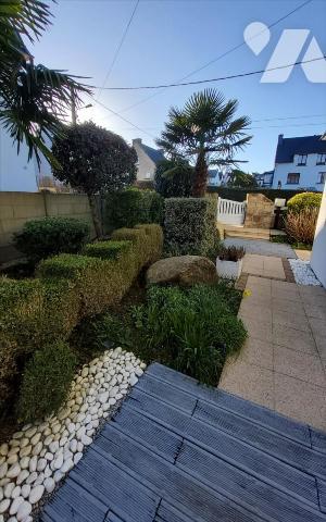 CARHAIX - MAISON 7 PIECES