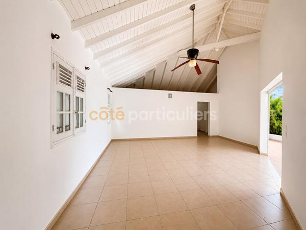 Vente
                Villa113 m² - 4 Pièces -
                    BAIE MAHAULT (97122)