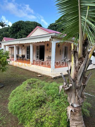 Vente
                Villa150 m² - 4 Pièces -
                    PETIT BOURG (97170)