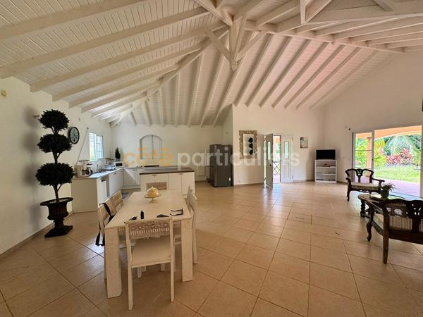 Vente
                Villa150 m² - 4 Pièces -
                    PETIT BOURG (97170)