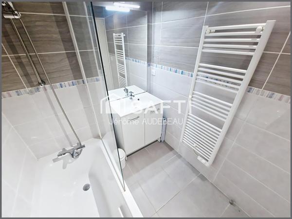 A proximité immédiate de la mer!