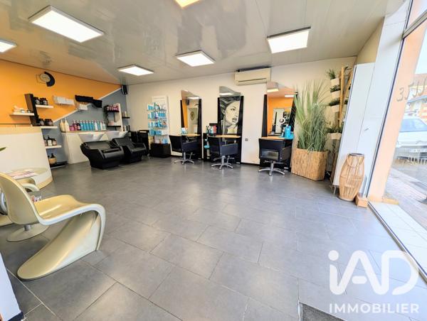 Esthétique, Coiffure​ à vendre 37 m² Mios