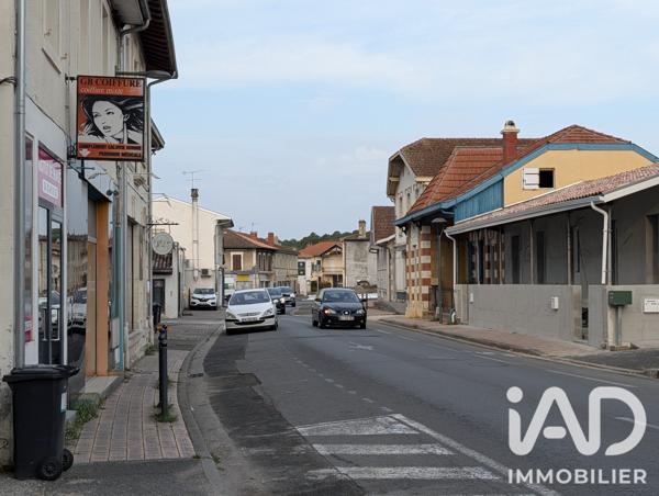 Esthétique, Coiffure​ à vendre 37 m² Mios