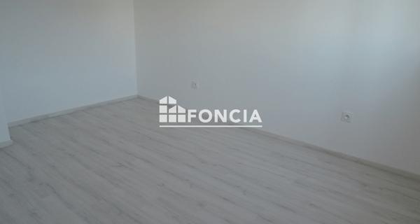 Location Appartement 2 pièces 42 m² - Villefranque 64990