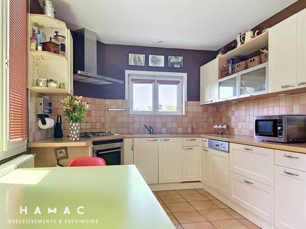 Sainte-Foy-lès-Lyon – Charmante maison familiale de 150 m² sur terrain plat de 994 m²