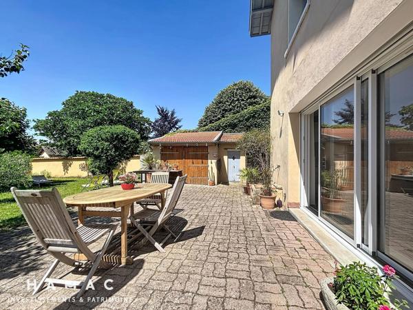 Sainte-Foy-lès-Lyon – Charmante maison familiale de 150 m² sur terrain plat de 994 m²
