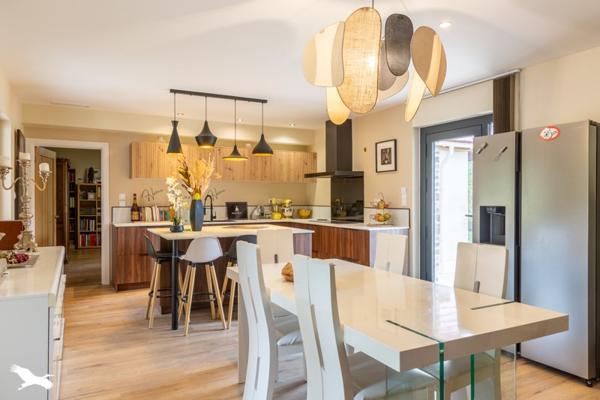 Maison à vendre |  Saint-Yrieix-la-Perche |  7 pièces | 162 m²