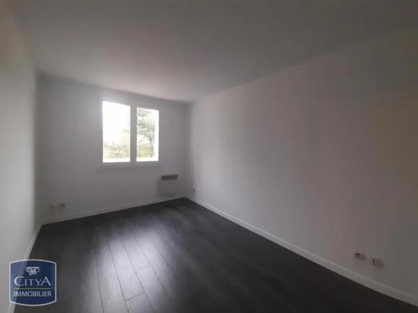 Appartement à louer 4 pièces 85.76m²