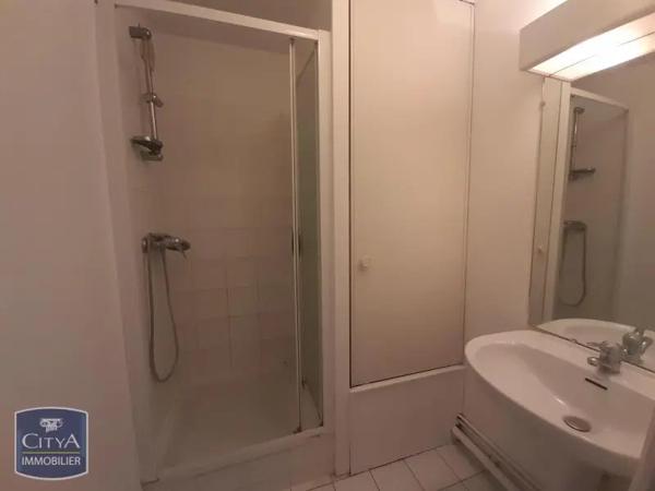 Appartement à louer 4 pièces 85.76m²