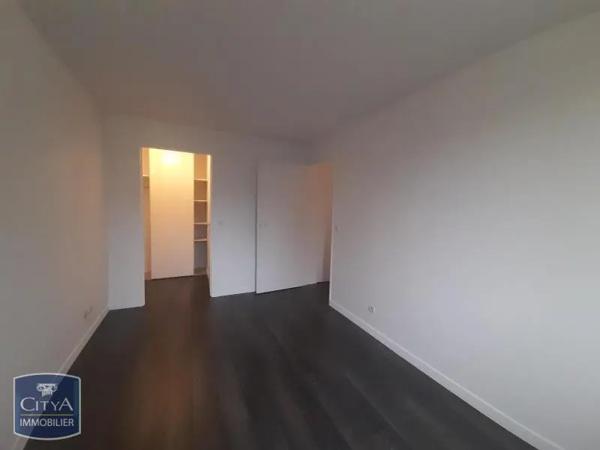 Appartement à louer 4 pièces 85.76m²