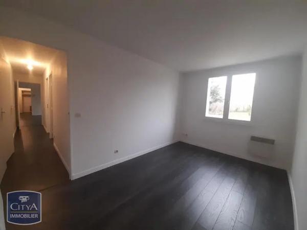 Appartement à louer 4 pièces 85.76m²