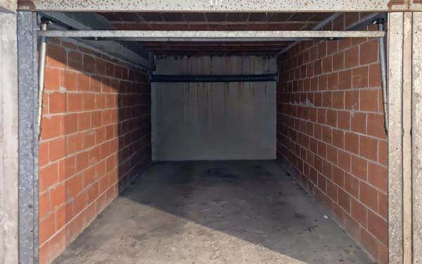 Stationnement à vendre    15 m2 Toulouse