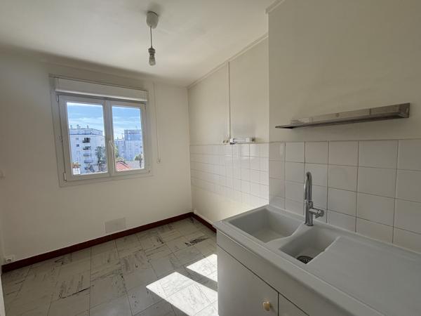 Location appartement 2 pièce(s) 43 m²