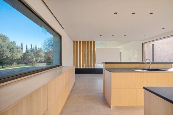 Vente Maison de luxe Aix-en-Provence 6 Pièces 270 m²