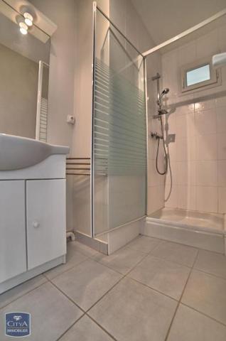 Appartement à louer 2 pièces 48.8m²