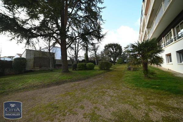 Appartement à louer 2 pièces 48.8m²