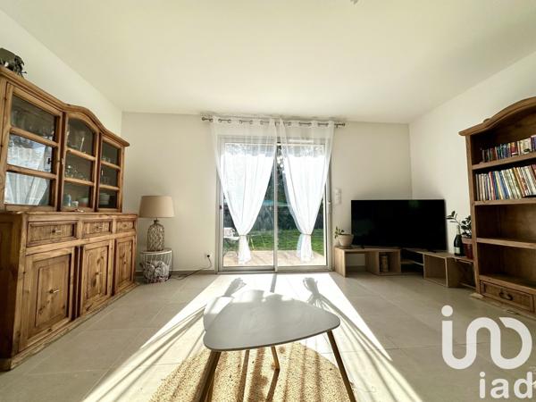 Maison traditionnelle 4 pièces de 74 m² à Barjols (83670)