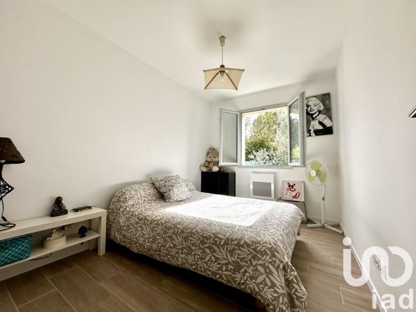 Maison traditionnelle 4 pièces de 74 m² à Barjols (83670)