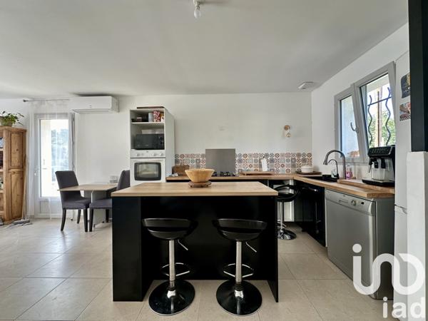 Maison traditionnelle 4 pièces de 74 m² à Barjols (83670)