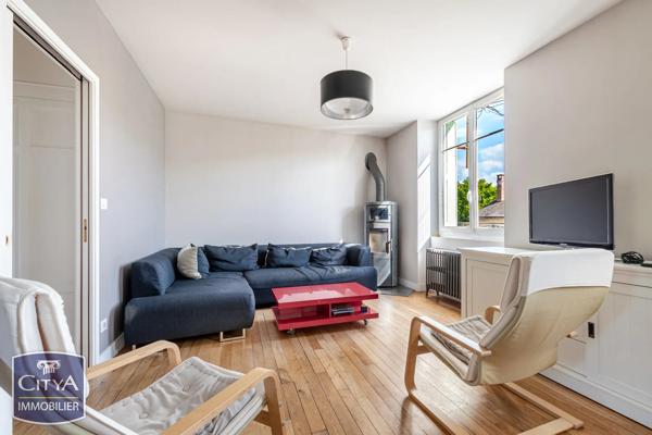 Maison à vendre 5 pièces 137m² Pierre-Buffière (87260)