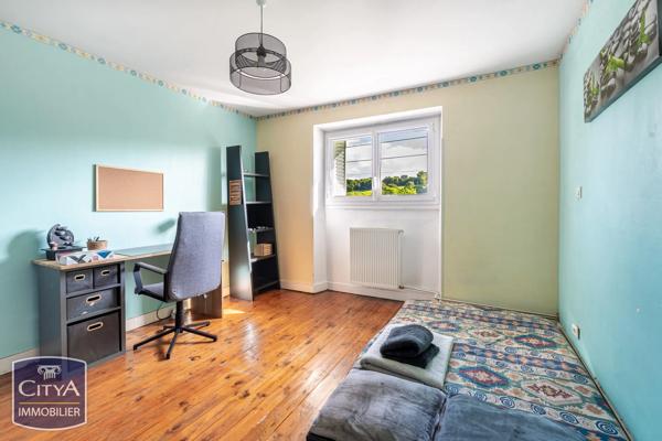 Maison à vendre 5 pièces 137m² Pierre-Buffière (87260)