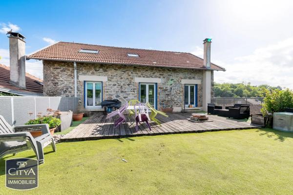 Maison à vendre 5 pièces 137m² Pierre-Buffière (87260)