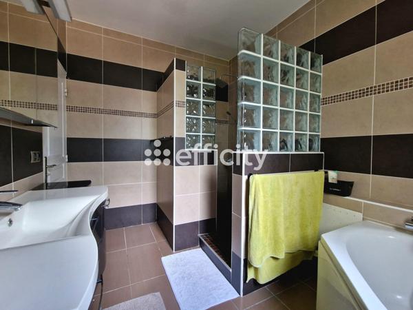 Maison 5 pièces - 163 m² Bien prestige