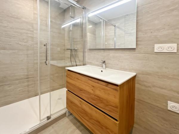 Appartement Paris 15 e - THEATRE / ST CHARLES