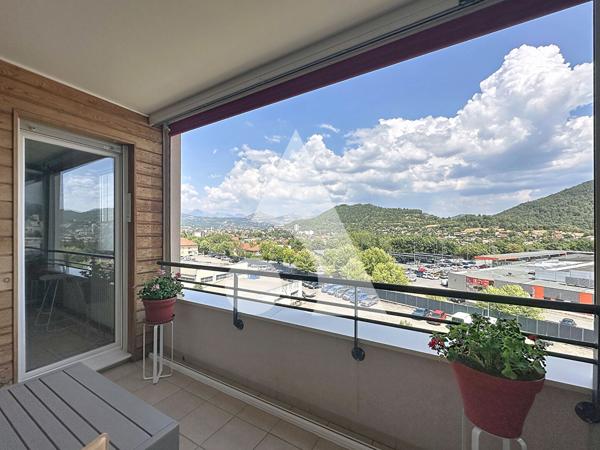 Appartement 3 pièces 76.6 m2