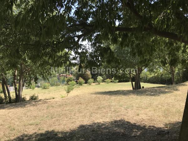 T4/T5 vue dégagée sur parc arboré