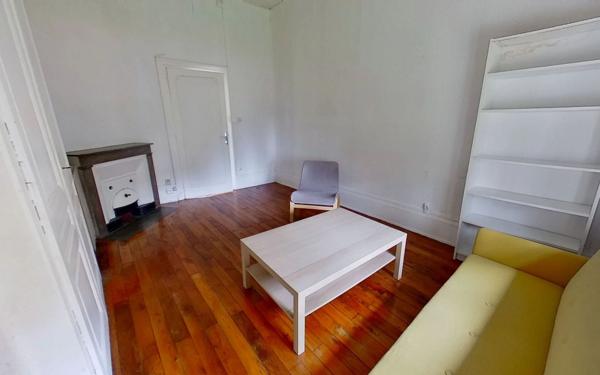 Appartement à louer    3 pièces • 57,38 m2 Lyon 8